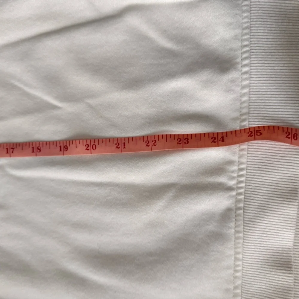 Roots Cream Sporting Goods Sweatshirt - Picture 6 of 8